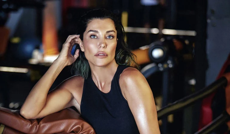 ŞOK ŞOK ŞOK.  DENİZ AKKAYA 13 YILA MAHKÛM OLDU!