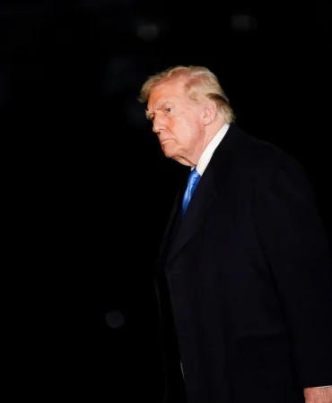 67a0192dc79fc303__w1200xh800