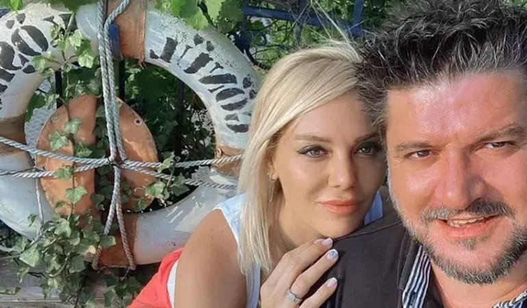 Beste Açar, Casus Yazılımla Aldatıldığını Öğrendi!