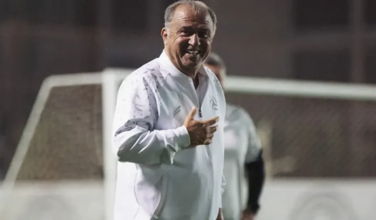 FATİH TERİM, SUUDİ ARABİSTAN’DA MART AYININ TEKNİK DİREKTÖRÜ SEÇİLDİ