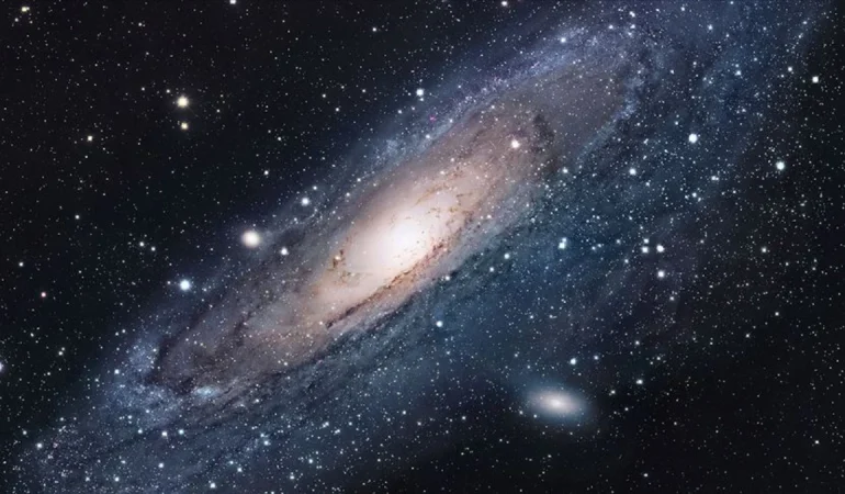 EN UZAK GALAKSİDE OKSİJEN TESPİT EDİLDİ