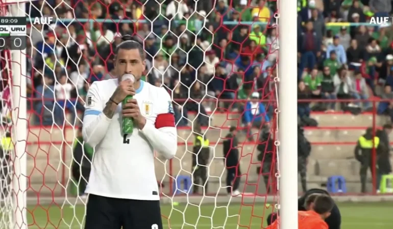 BOLİVYA-URUGUAY MAÇINDA ŞAŞIRTAN AN