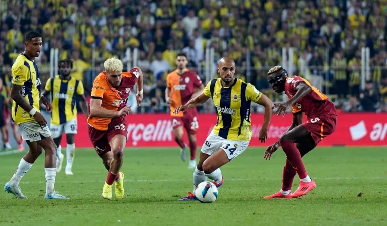 FENERBAHÇE – GALATASARAY DERBİLERİNDE UNUTULMAZ ANLAR: EFSANE MAÇLAR, TARİHE GEÇEN SKORLAR