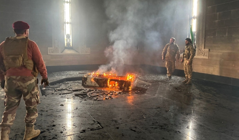 ESAD’IN BABASI HAFIZ ESAD’IN MEZARI YAĞMALANDI