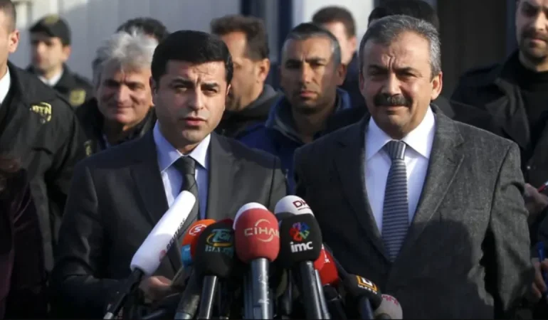 DEMİRTAŞ’TAN YOĞUN BAKIMDAKİ SIRRI SÜREYYA ÖNDER’E MEKTUP