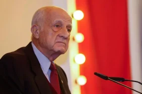 S6frg_1738829215_4921