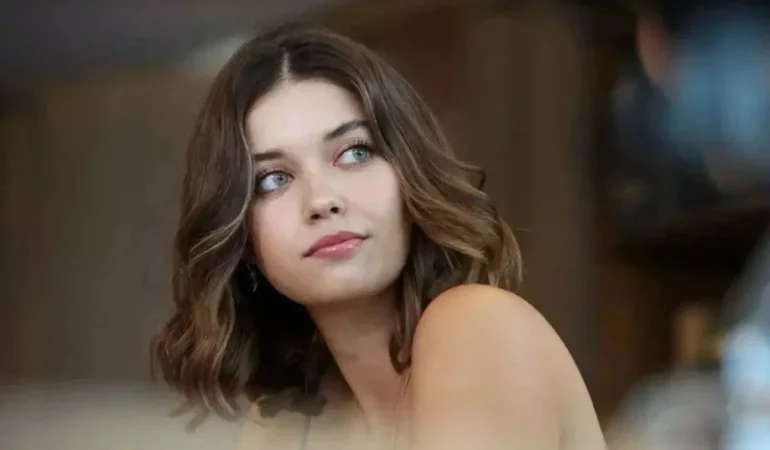 AFRA SARAÇOĞLU’NDAN YENİ BOMBA DİZİ!