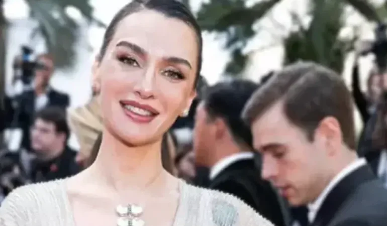 BİRCE AKALAY, 78. CANNES FİLM FESTİVALİ’NDE KIRMIZI HALIDA YÜRÜYECEK