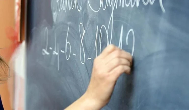 15 BİN SÖZLEŞMELİ ÖĞRETMEN ALIMI BAŞVURULARINDA SON GÜN!