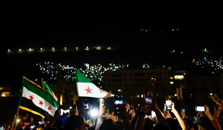 TRUMP’IN KARARIYLA SURİYE’DE UMUT SOKAĞA TAŞTI