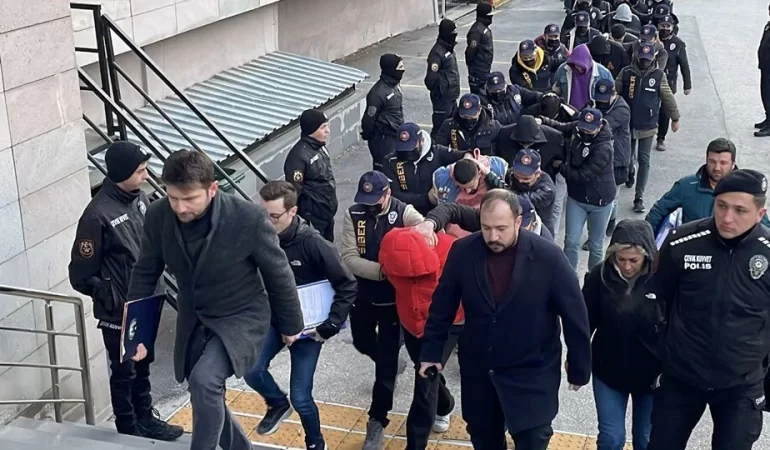 9 İLDE YASA DIŞI BAHİS VE DOLANDIRICILIK OPERASYONU