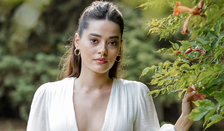 SİMAY BARLAS’TAN CESUR PAYLAŞIM