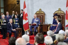 kral-3-charles-kanada-kanada-olarak-kalacak