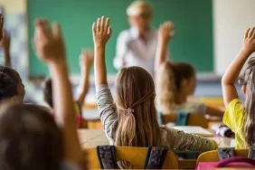 okul-XM6G_cover_11zon