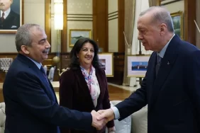 13-yil-sonra-bir-ilk-cumhurbaskani-erdogan-dem-parti-heyetiyle-gorustu