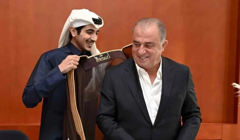 Fatih Terim’e duygusal veda: Halil İbrahim türküsüyle uğurlandı