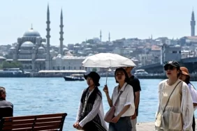 istanbullular-dikkat-valilik-tarih-ve-saat-verip-uyardi-sicak-hava-dalgasi-geliyor