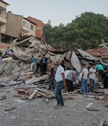 6898d5f5f35da803738e9d0f