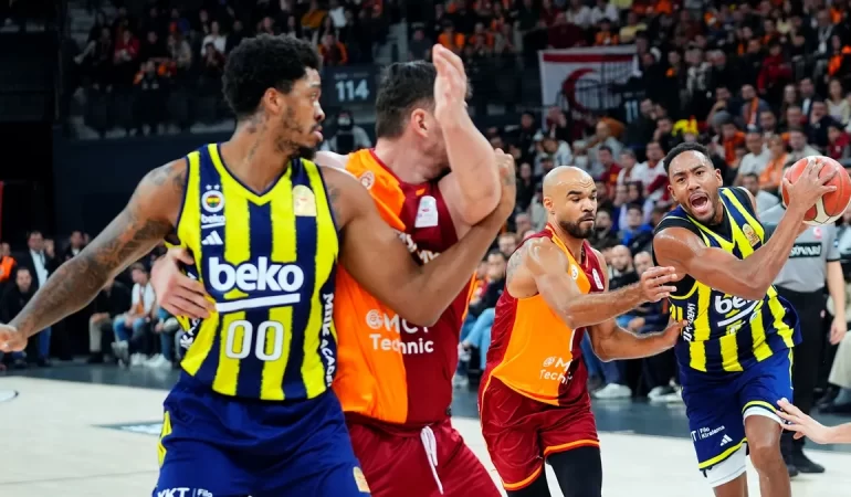 POTA DERBİSİNDE KAZANAN FENERBAHÇE BEKO OLDU: GALATASARAY’I 85-76 İLE GEÇTİ