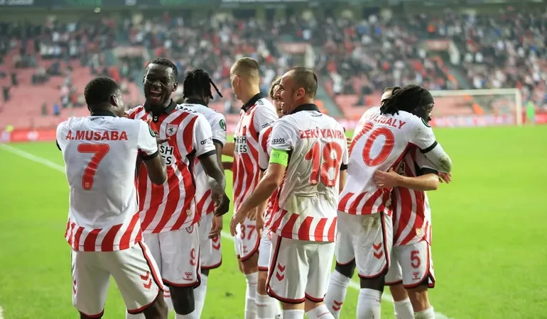 Samsunspor, Dinamo Kiev Karşısında Sahnesini Kurdu: 3-0’lık Zafer