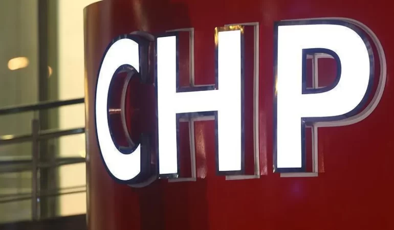CHP’nin Kurultay İptal Davası Açıldı: Parti İçinde Kontrollü Bekleyiş