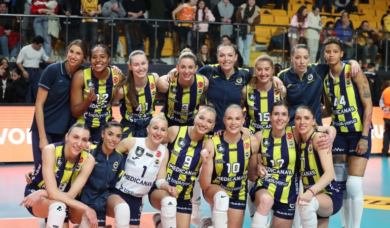 VAKIFBANK’A KARŞI TARİHİ GERİ DÖNÜŞ