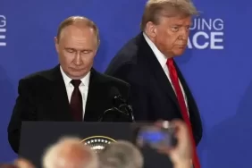 trump-putin-zirvesi-iptal-oldu-2-rus-devine-yaptirim-karari-ibb3