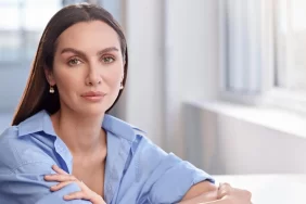 unlu-oyuncu-birce-akalay-sevenlerini-korkuttu