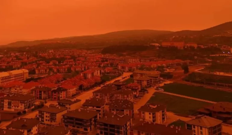 Türkiye’ye Medine’den Çöl Tozu Taşınıyor: Uzmanlardan Sağlık Uyarısı