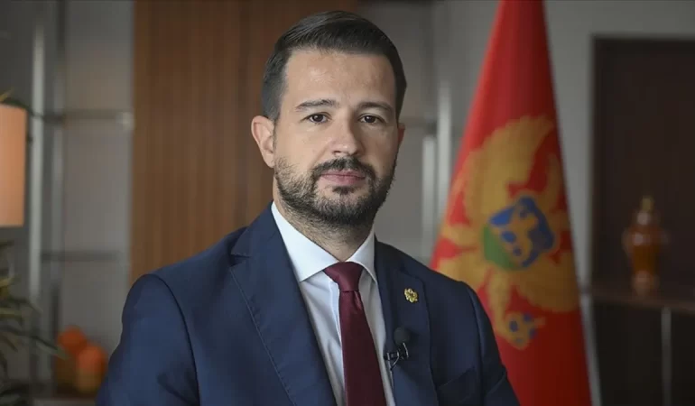 Karadağ Cumhurbaşkanı Milatović’ten Türk Vatandaşlarına Yönelik Vize Kararına Sert Tepki