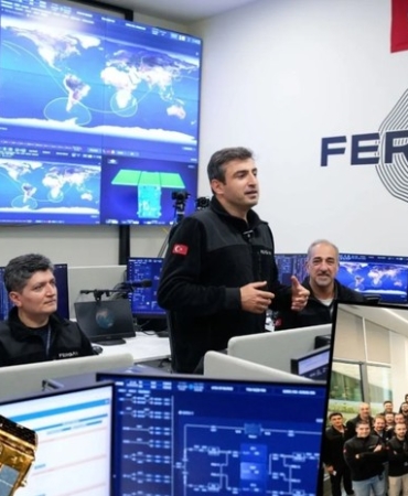 baykar-uzaya-cikti-turkiyede-bir-ilk-jq48