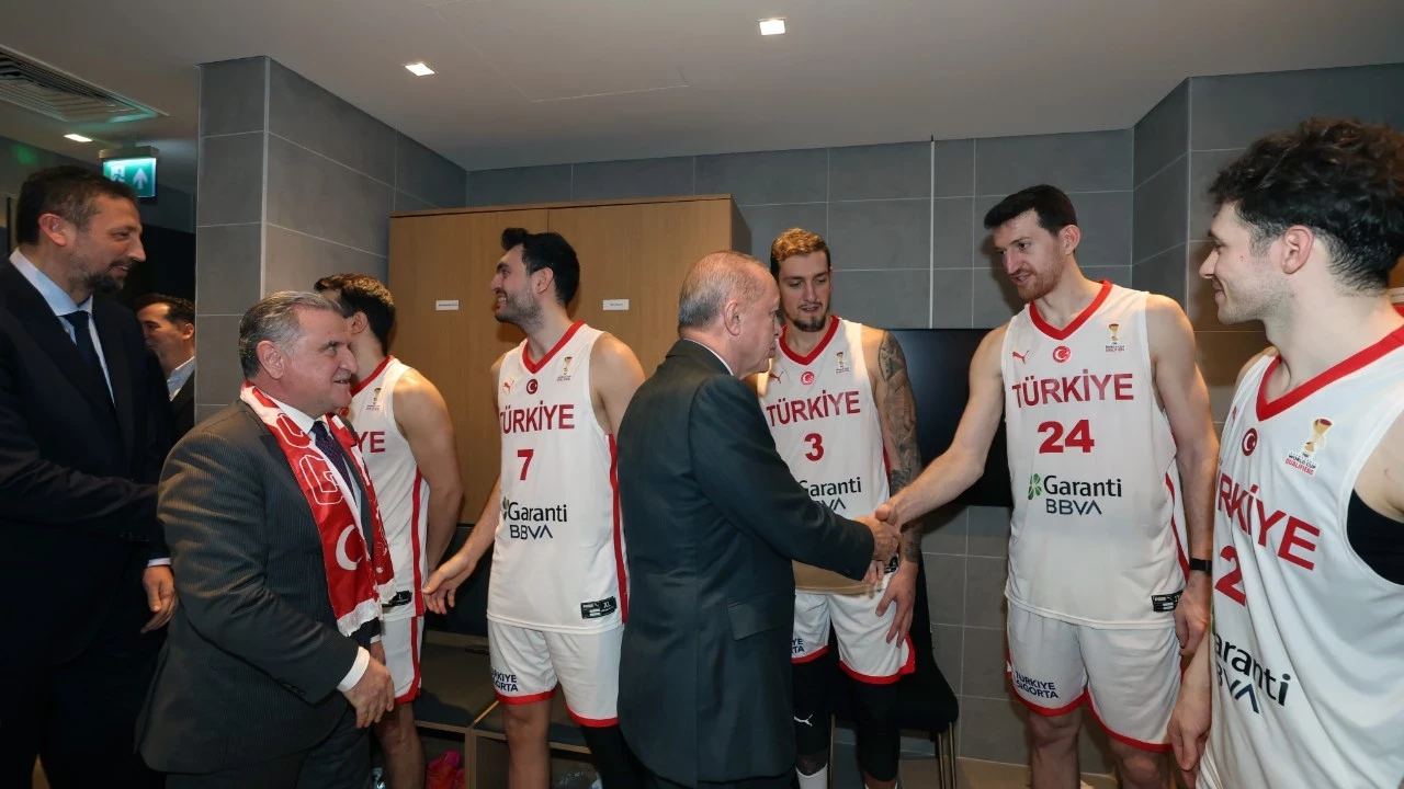 erdogandan-ercan-osmaniye-hemsehrilerini-duman-ettin-10zk_cover