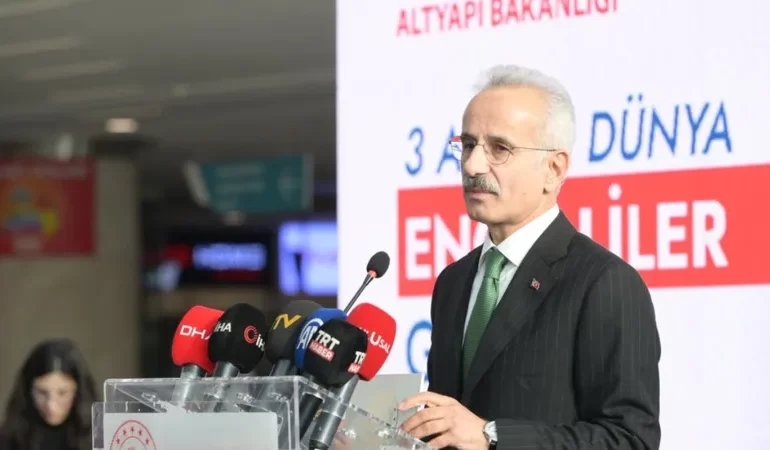 HAVALİMANLARINA YENİ GÜVENLİK: KUŞ VE DRONE TEHDİTLERİNE KARŞI “SAVURAN” SİSTEMİ YOLA ÇIKIYOR