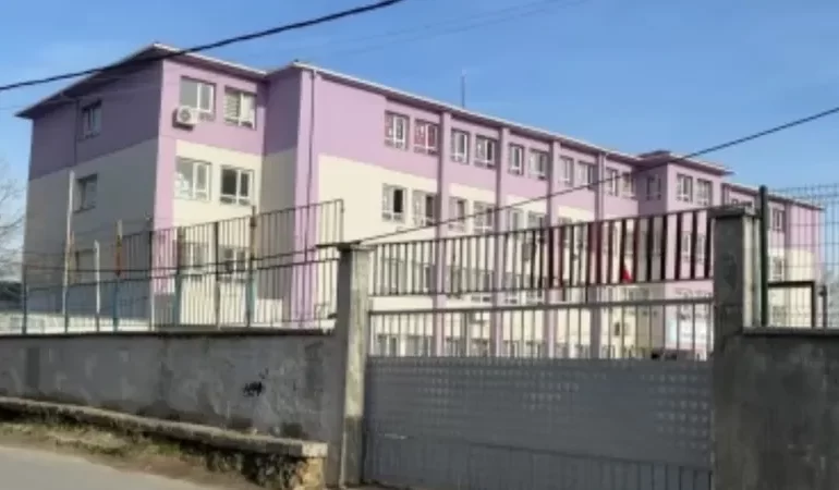 İstanbul’da İlkokulda Hademe, Okul Müdürünü Zehirlemeye Çalıştı!