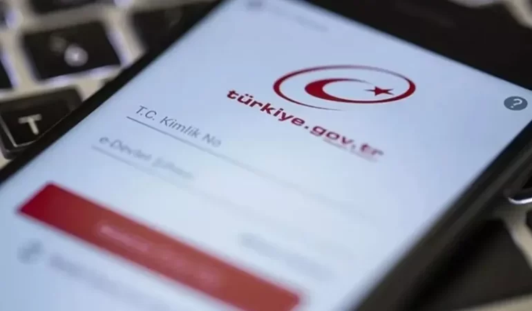 DEVLET DAİRESİ İŞLEMLERİNDE DÖNÜM NOKTASI: E-DEVLET ÜZERİNDEN YENİ HİZMET DÖNEMİ BAŞLIYOR