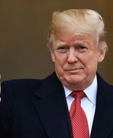 abd-baskani-trump-suriye-yaptirimlarini-kaldiran-savunma-butcesini-imzaladi-6kke