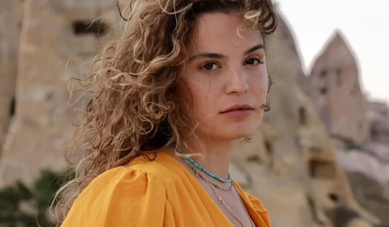 ASLI BEKİROĞLU’NDAN SERT YANIT: “KOLOSTOMİ TORBASIYLA NE GİYEYİM?”