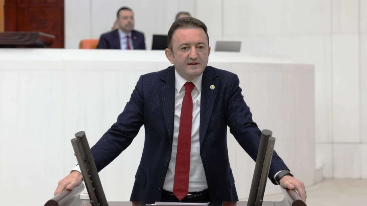 chp-konya-milletvekili-baris-bektastan-hayati-uyari-sorun-asilmazsa-turkiye-ac-kalir-ledb