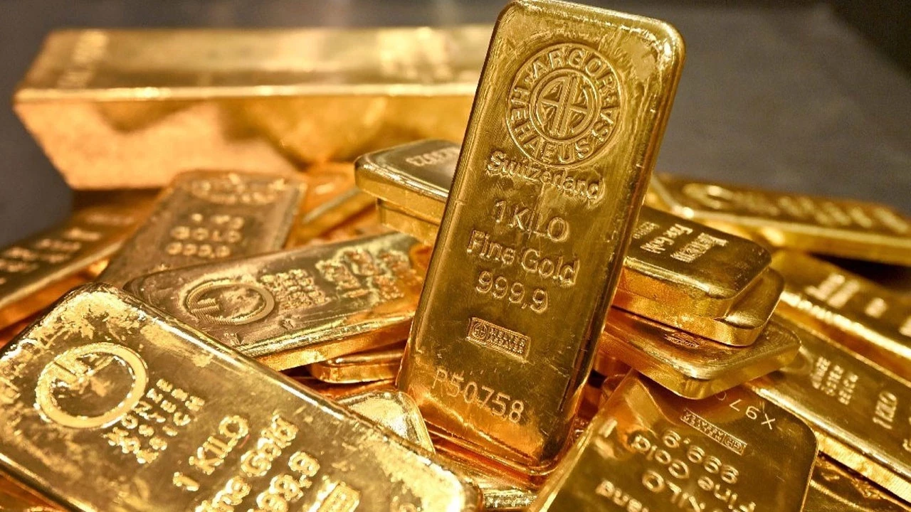 gram-altin-ilk-kez-bu-fiyati-gordu-yeni-hafta-rekorla-basladi-8nvw