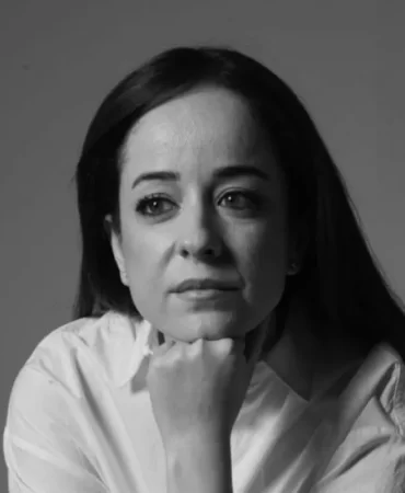 milyonluk-saatleri-calinan-is-kadinindan-suc-duyurusu