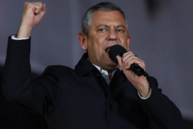 ozgur-ozel-den-ihrac-edilen-tegmenlere-destek-rutbelerini-takmayan-namussuzdur-8842